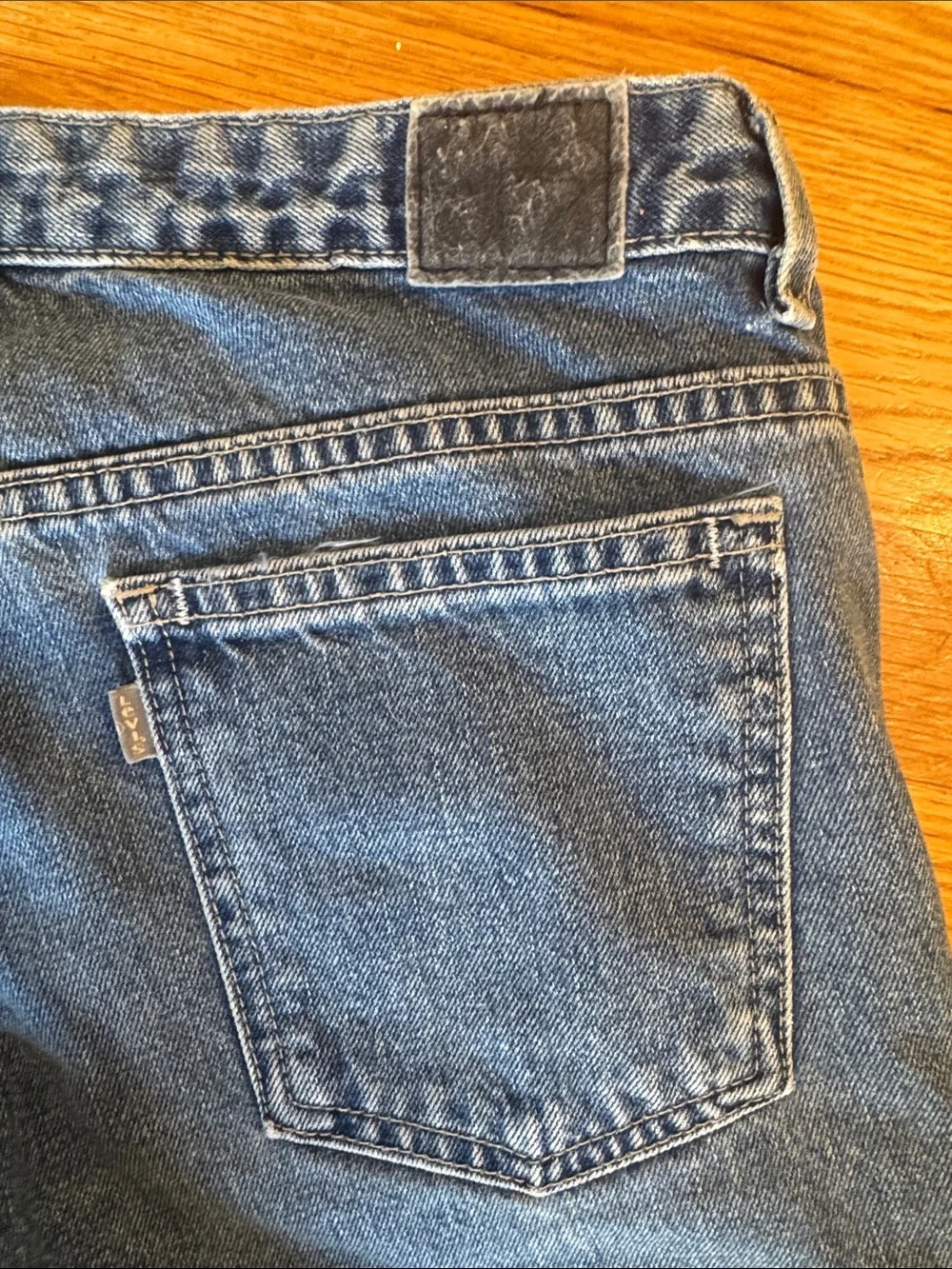 Vintage 90s Levi’s Silver Tab Bootcut Jeans Size 7M Fits like Modern 24/25 rigid